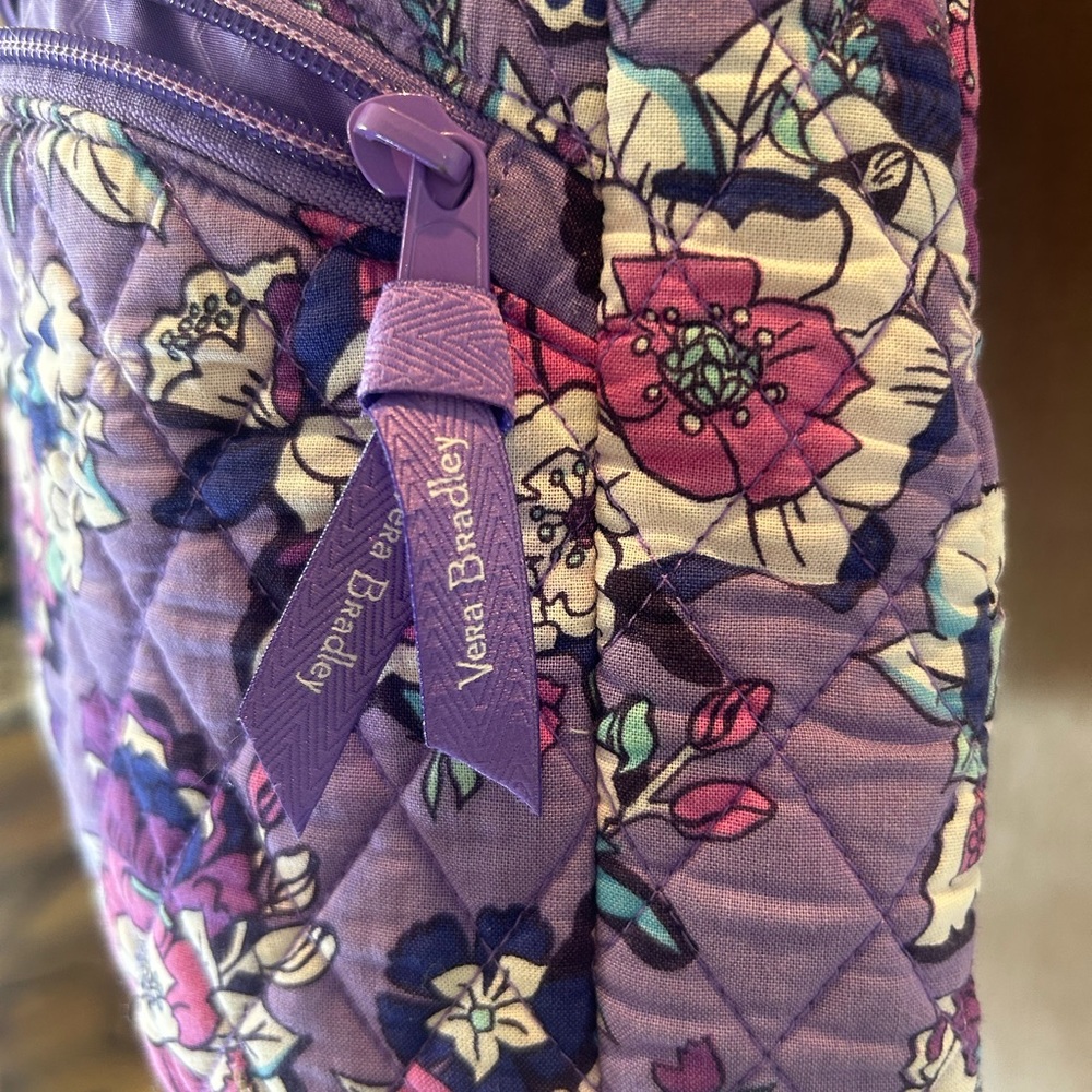 Vera Bradley Purple Floral Quilted shoulder bag - Picture 2 of 3